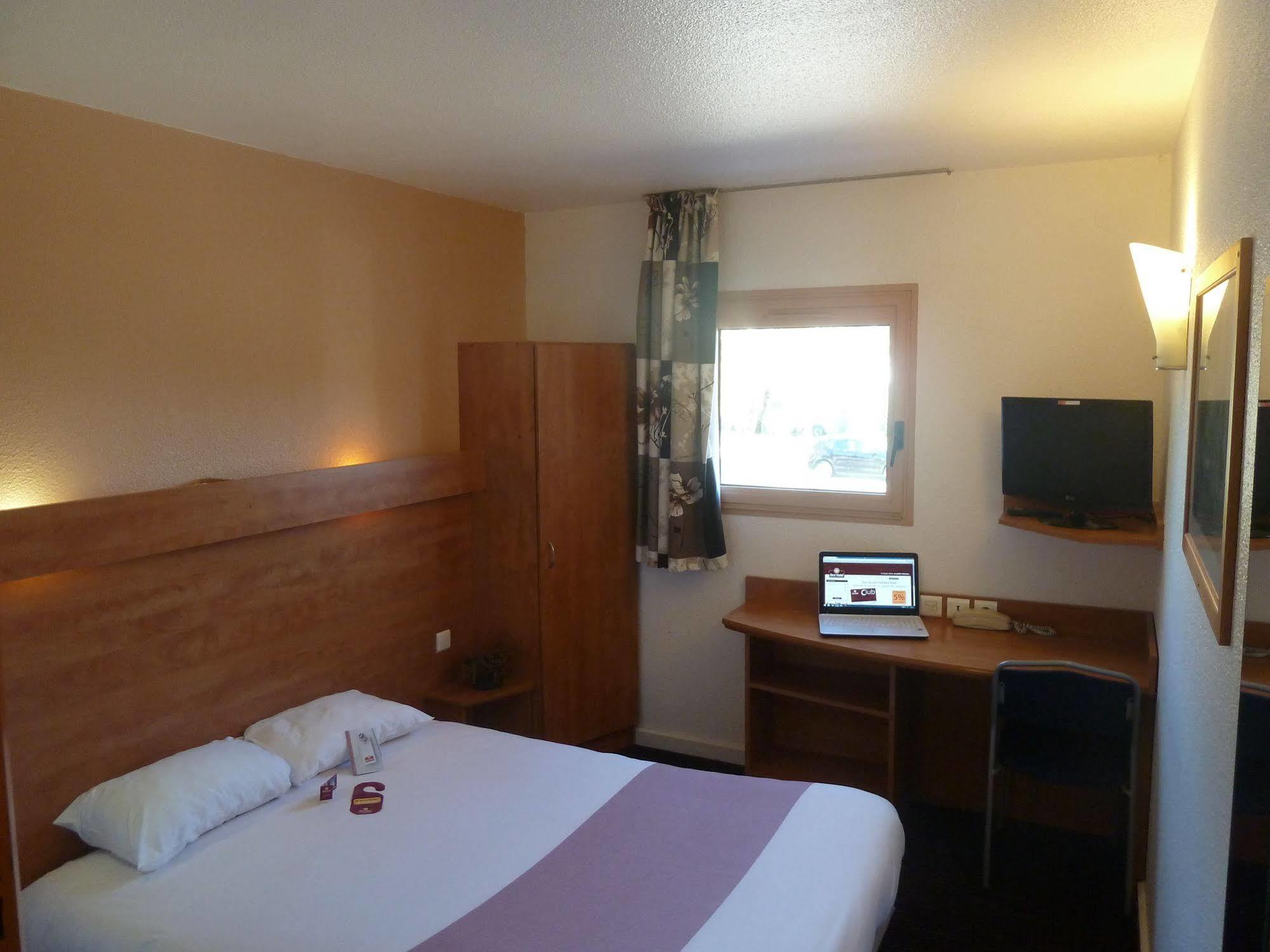 Best Hotel Montpellier Millenaire ภายนอก รูปภาพ